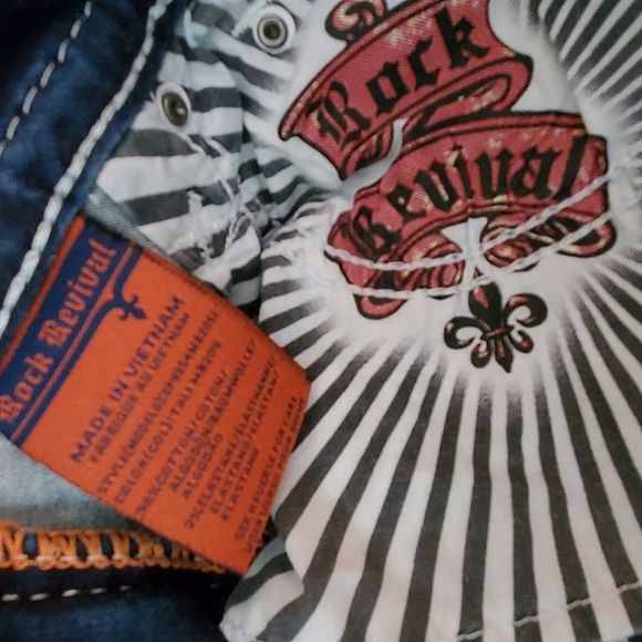 ROCK REVIVAL Buckle Jeans TALI Mid-rise Boot 27 EUC Sanding Whiskering - Picture 9 of 13